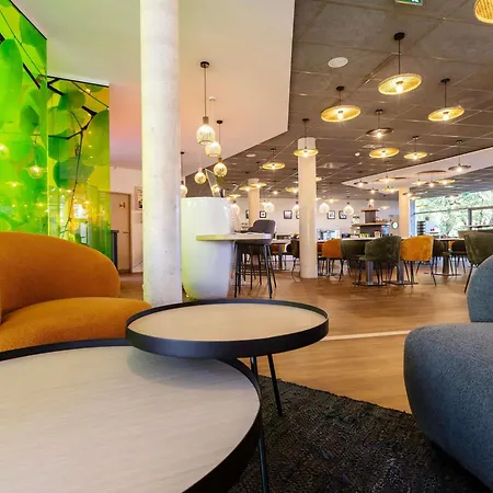 Ibis Styles Centre 3*