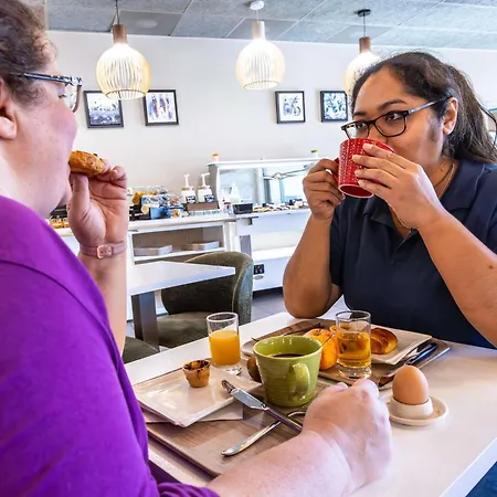 Ibis Styles Centre Hotel 3*