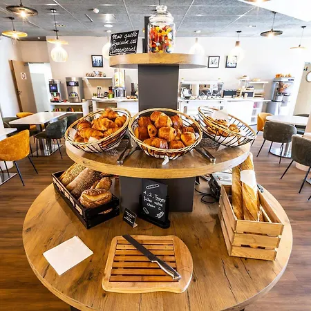 Ibis Styles Centre 3*