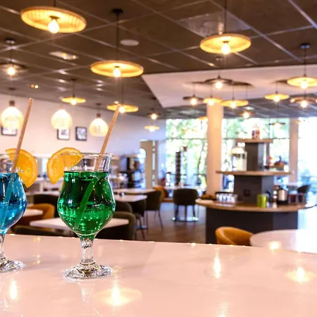 Ibis Styles Centre 3*