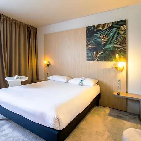 Ibis Styles Centre Hotel 3*