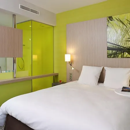 Ibis Styles Centre 3*