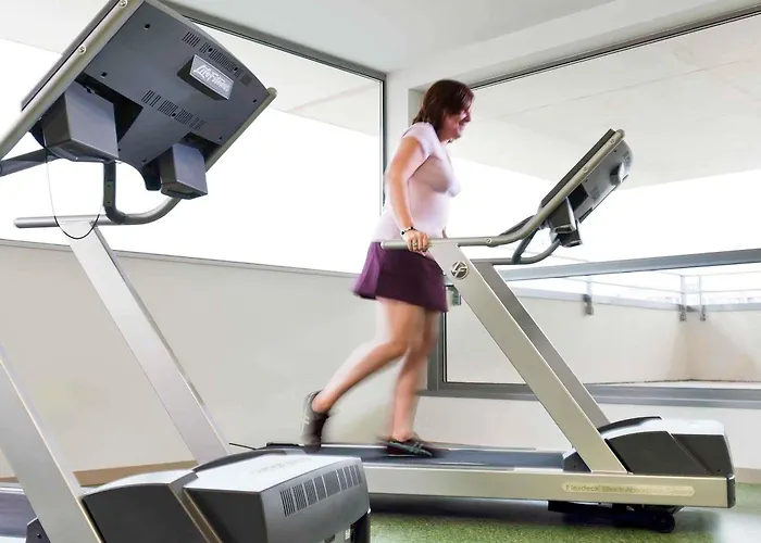 Ibis Styles Centre מלון 3*