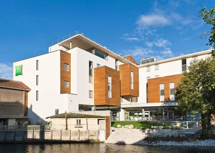 Ibis Styles Centre 3*