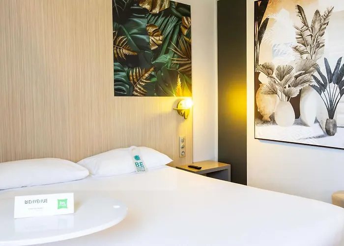 Ibis Styles Centre טרואה