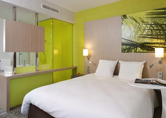 Ibis Styles Centre 3*